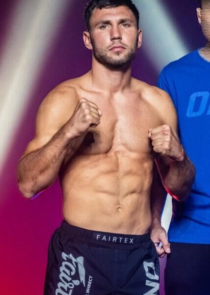 บ็อกดัน ชูมารอฟ