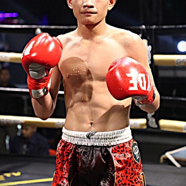 ยอดธีรภพ แอ๊ดสันป่าตอง