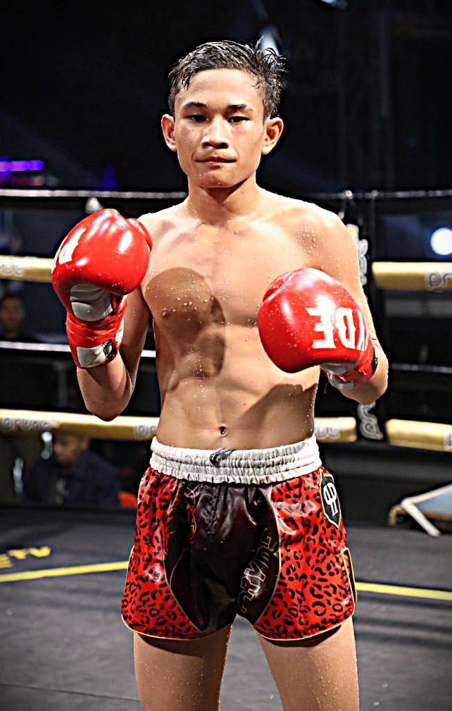 ยอดธีรภพ แอ๊ดสันป่าตอง