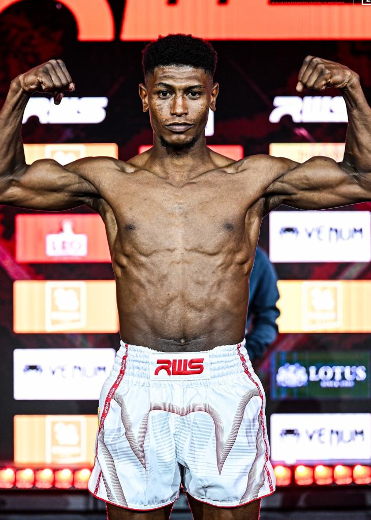 อัคราม อูซิบี่