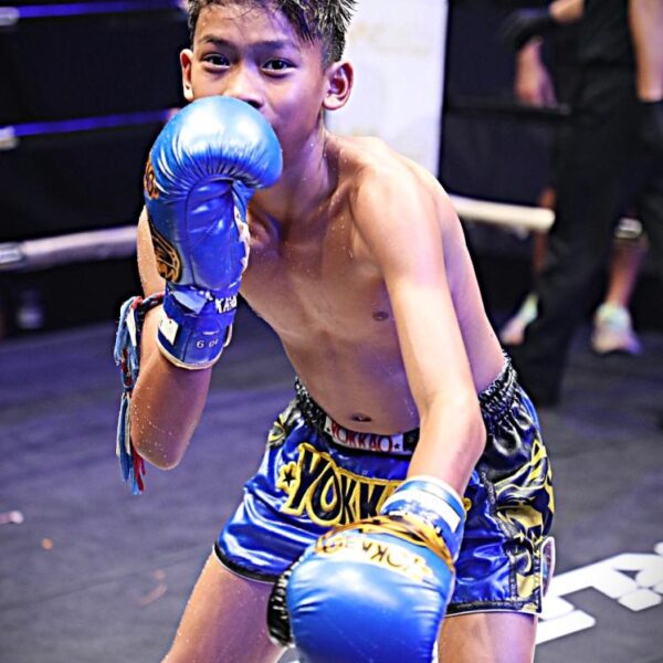 เกียรติเพชรเล็ก ส.รุ่งศักดิ์