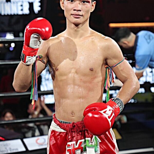 เพชรรุ่งโรจน์ โชติบางแสน