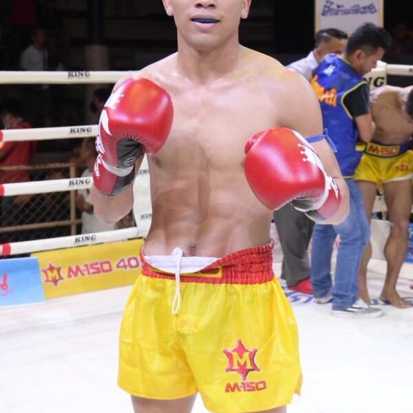 เพชรเมืองศรี ทอฝันฟาร์ม