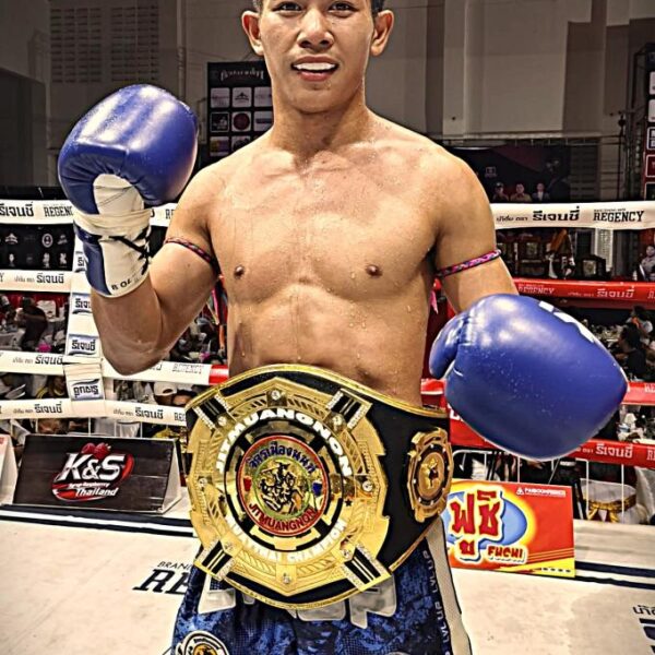 เพชรแสนชัย จิตรเมืองนนท์