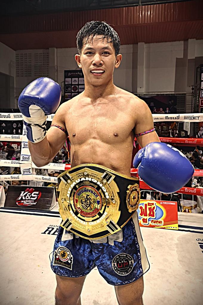 เพชรแสนชัย จิตรเมืองนนท์