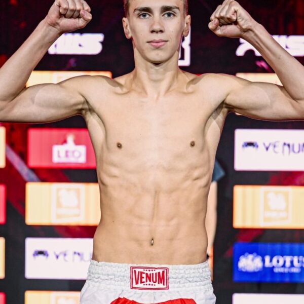 เอฟเกนี โพโนมาเรฟ