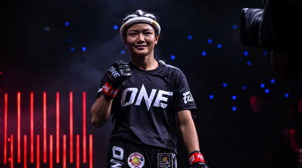 จัดเต็มทุกอาวุธ! “ดวงดาวน้อย” เล็งโค่นแชมป์ยุโรป “อลีน เซย์เบิร์ท” ล่าสัญญา ONE ศึก The Inner Circle 33